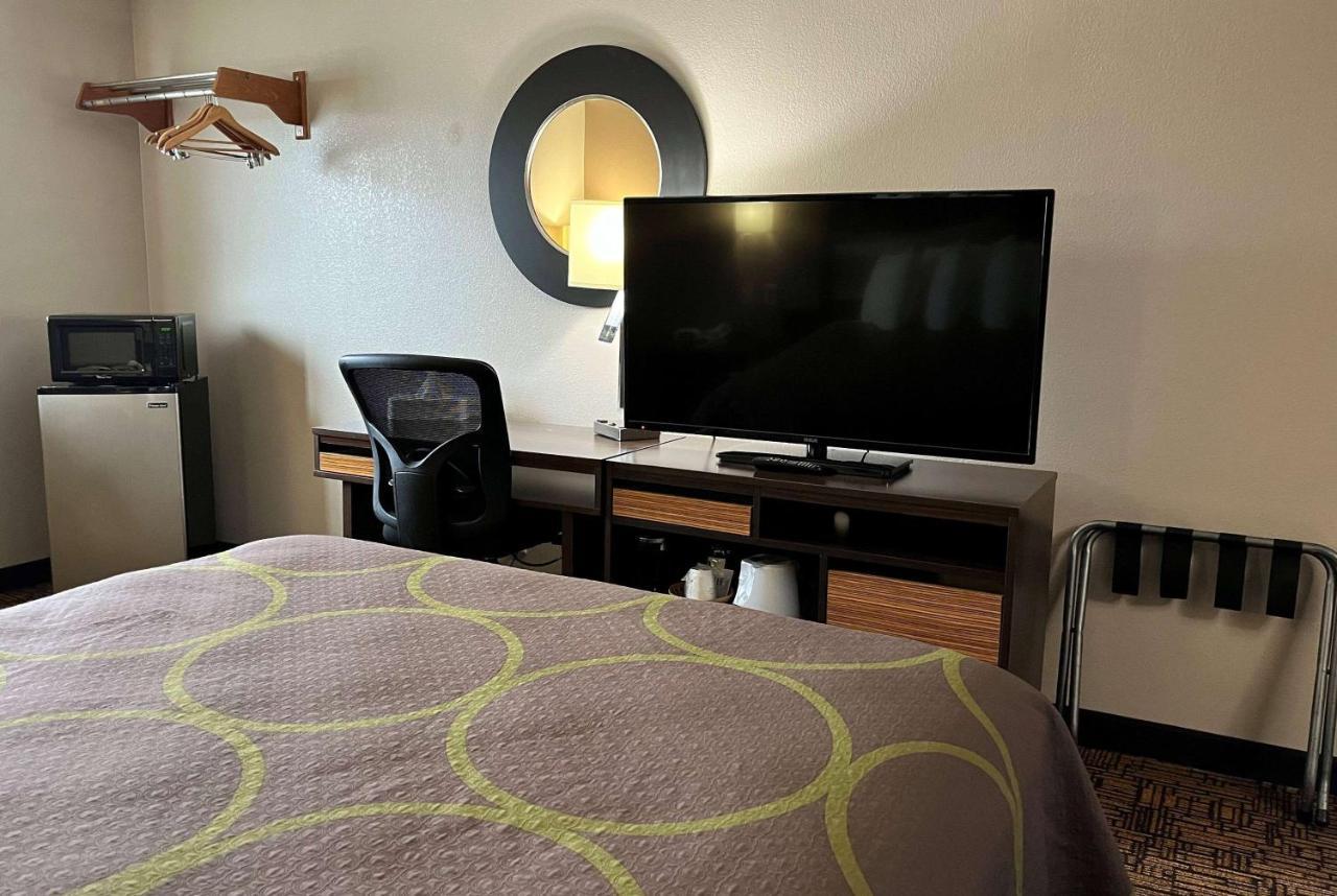 ซูเปอร์ 8 บาย วินด์แฮม อินเดียนาโพลิส Hotel ภายนอก รูปภาพ